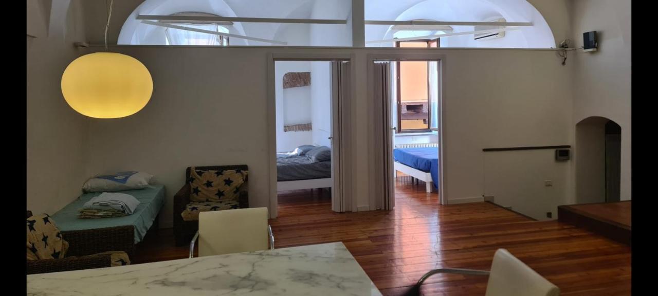 Historic E Comfort Suite - Locazione Semplice بولونيا المظهر الخارجي الصورة