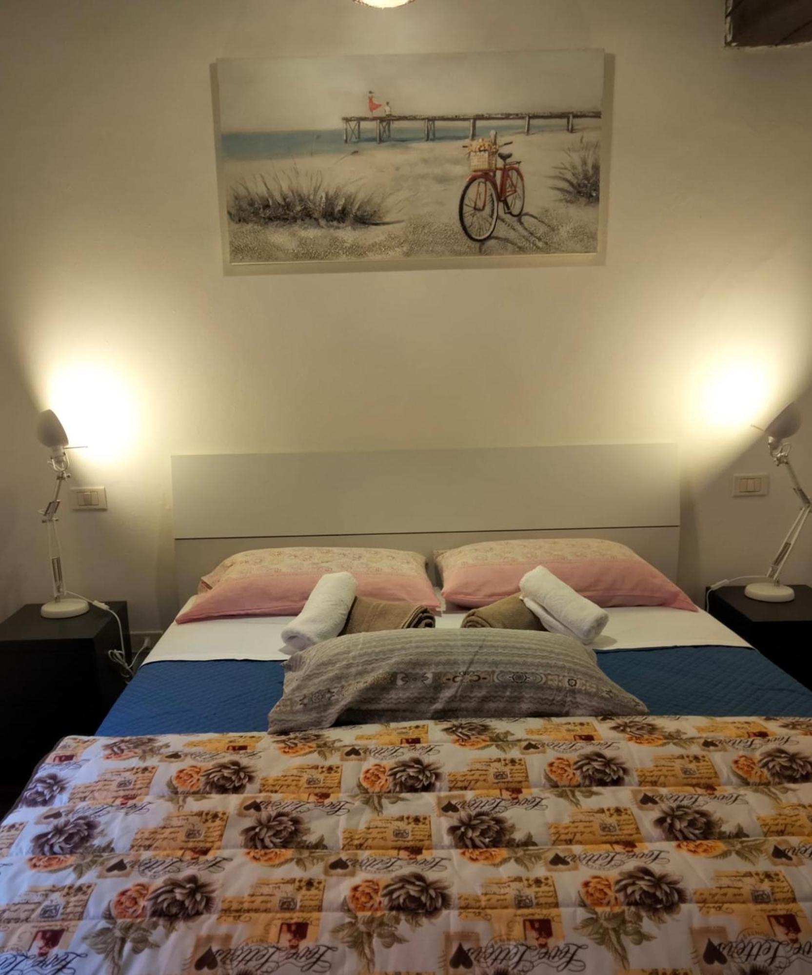 Historic E Comfort Suite - Locazione Semplice بولونيا المظهر الخارجي الصورة