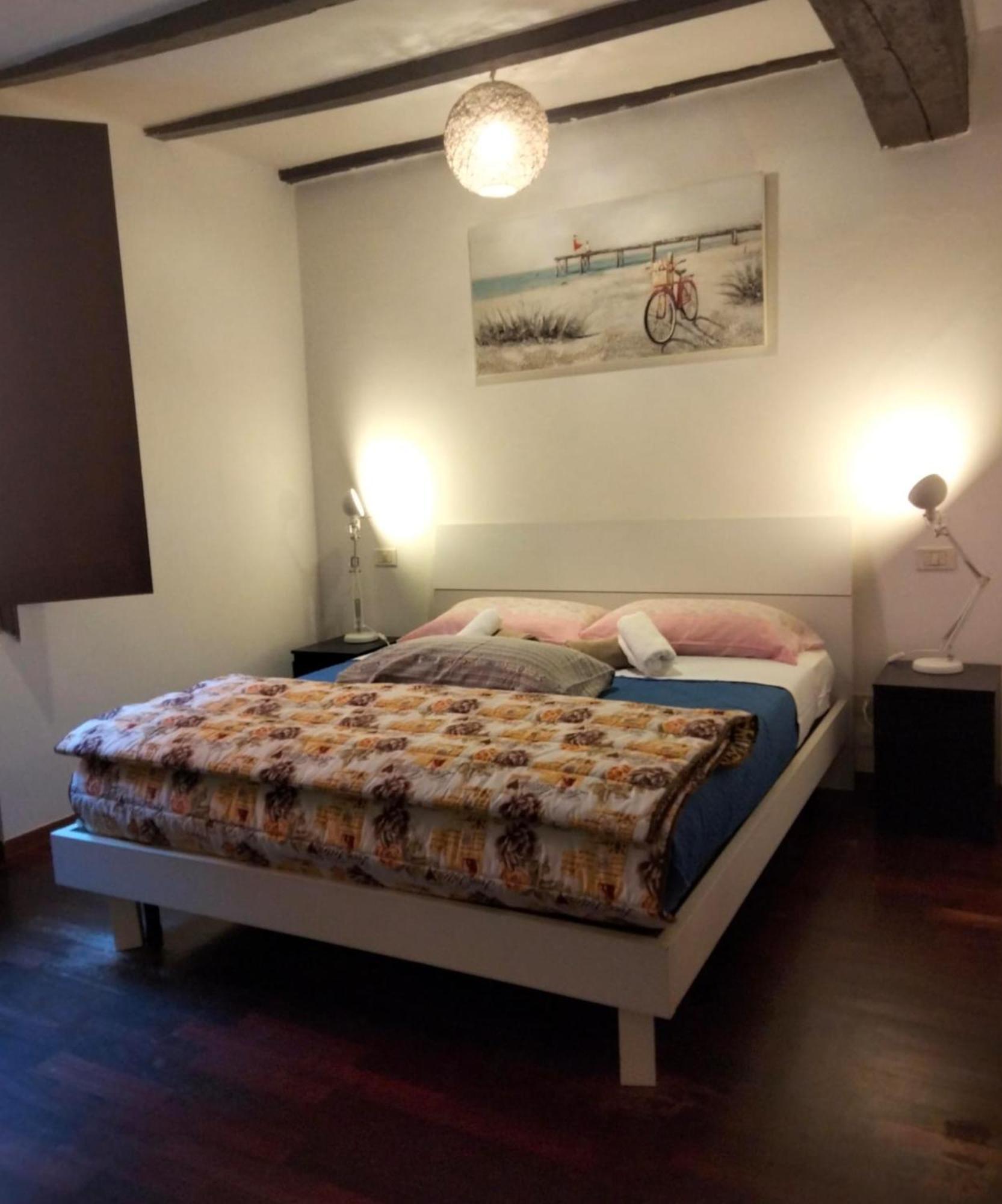Historic E Comfort Suite - Locazione Semplice بولونيا المظهر الخارجي الصورة