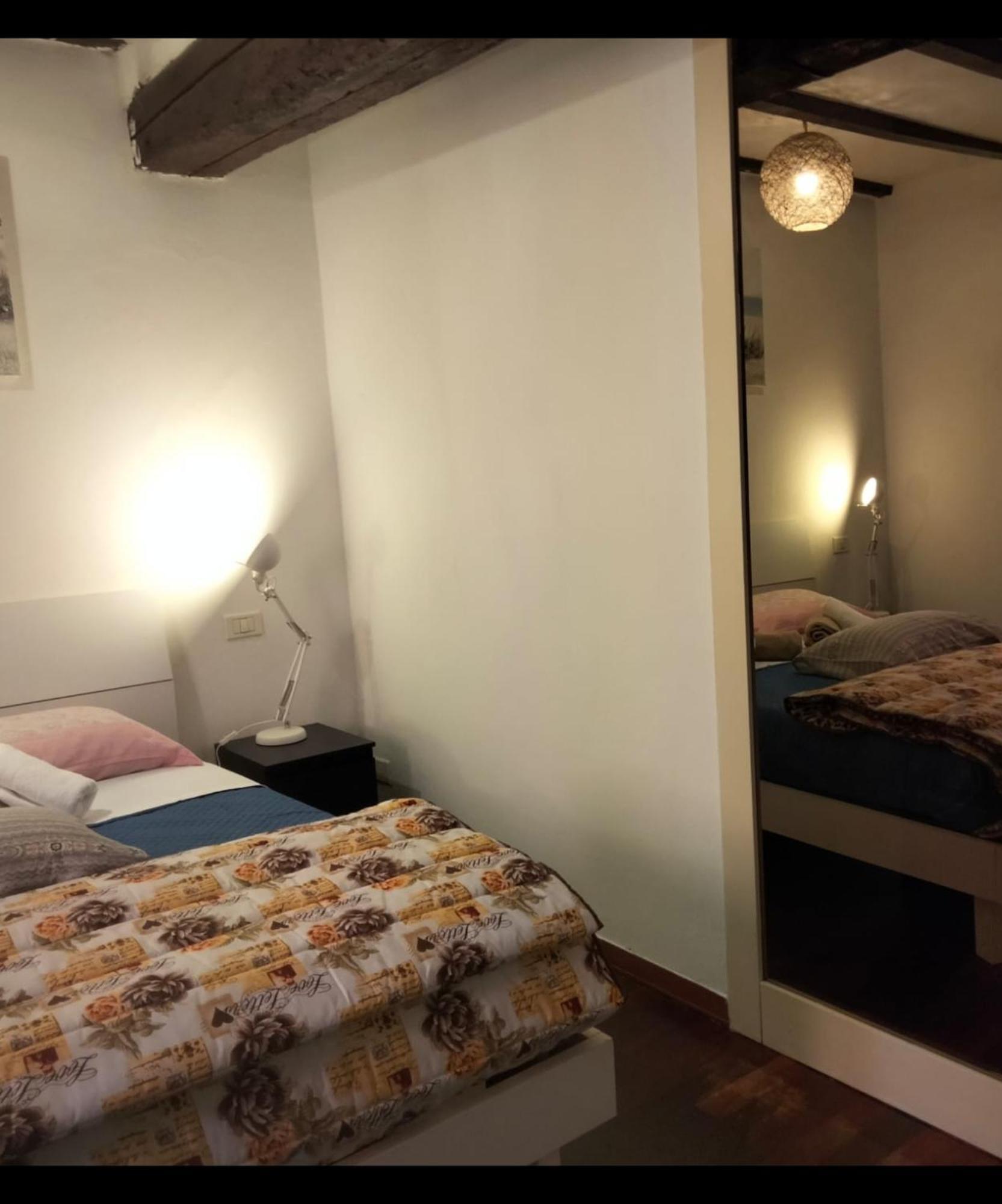 Historic E Comfort Suite - Locazione Semplice بولونيا المظهر الخارجي الصورة